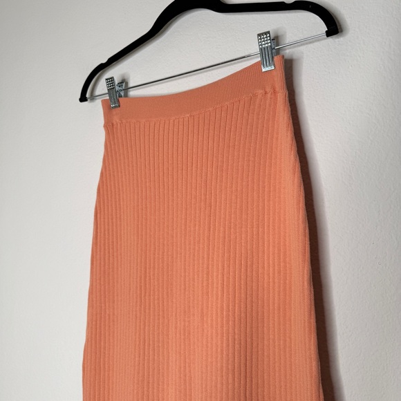 Free People Ribbed Midi Skirt Peach Cotton Blend Front Slit Casual Size L NWT - Picture 2 of 7